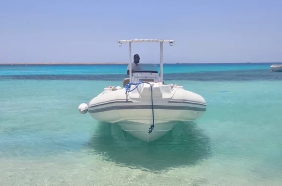 Private Speed Boat Hula Hula Hurghada with Snorkeling and Transfers
